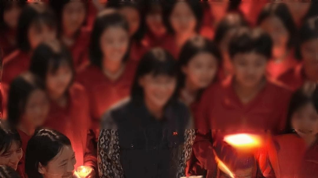 “毁掉大山男孩的张桂梅”又火了：这次，她走下了神坛