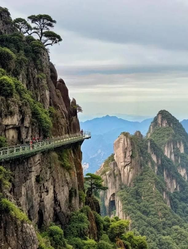 江西三清山：江南第一仙峰的自然与人文之美