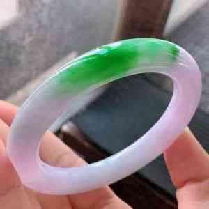 玉石保养油：成分功效全解析，让珍贵玉石恒久如新