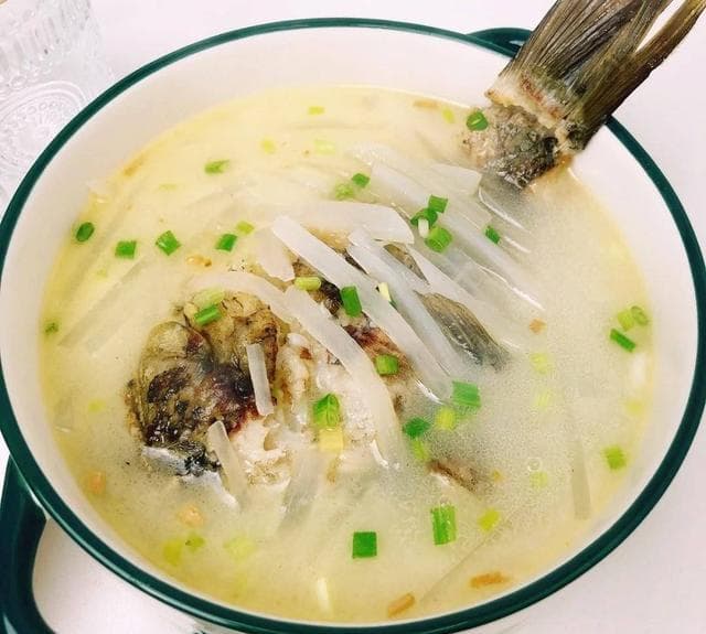 冬吃萝卜夏吃姜，不劳医生开药方，立冬后应季而食，提高免疫力