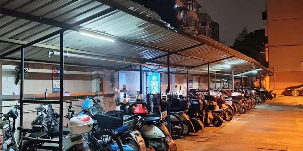 室外充电桩的消防安全：设备配置与维护的重要性