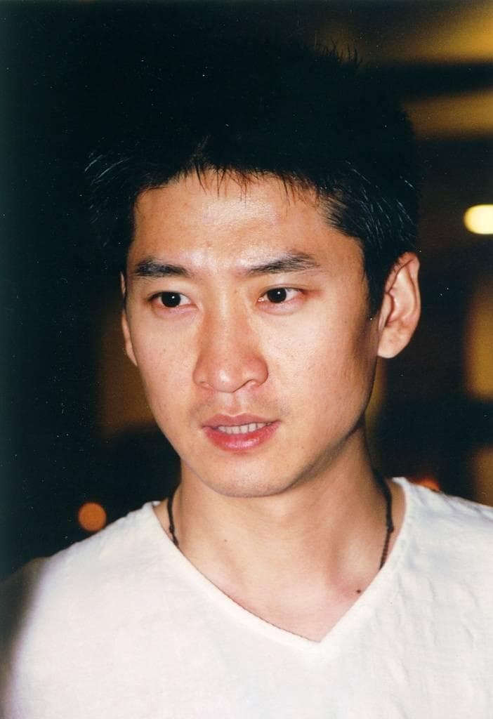 周杰：从“表情包担当”到低调庄主，一位实力派演员的浮沉人生