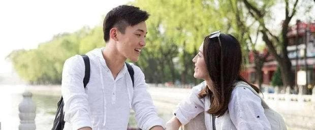 婚姻生活出现危机怎么补救？有效沟通和婚姻咨询能挽救吗？