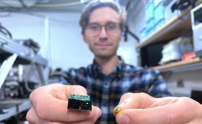 量子技术的革命：手掌大小的激光器打破了实验室界限