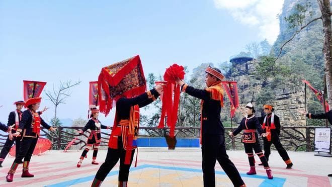 广西大瑶山春节民俗探秘：非遗表演不容错过！
