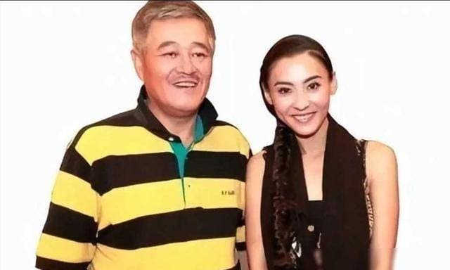 赵本山挺张柏芝战低谷，与林志玲结下跨文化友谊