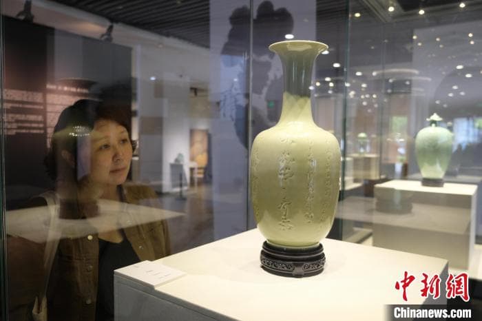 瓷器的“南青北白”格局是如何形成的？