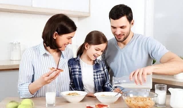 饭后立即躺下好还是坏？营养专家告诉你