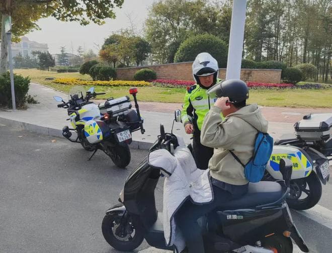 电动车有新政策！交警：电动车上路遵守“1戴2不3杜绝”！处罚明确了