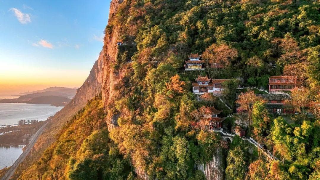 暑期来昆明西山区，吹吹凉凉风，畅游绝美景点！