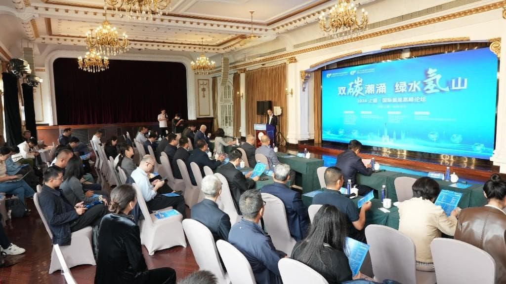 从氢能车换罐补能到富氢水农业灌溉，上海氢能产业蓬勃发展