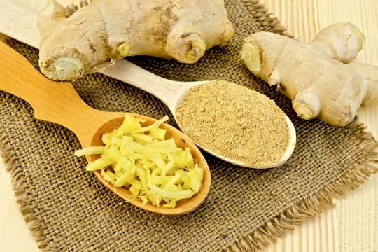 皮肤敏感饮食指南：十大抗过敏食物推荐及食用方法