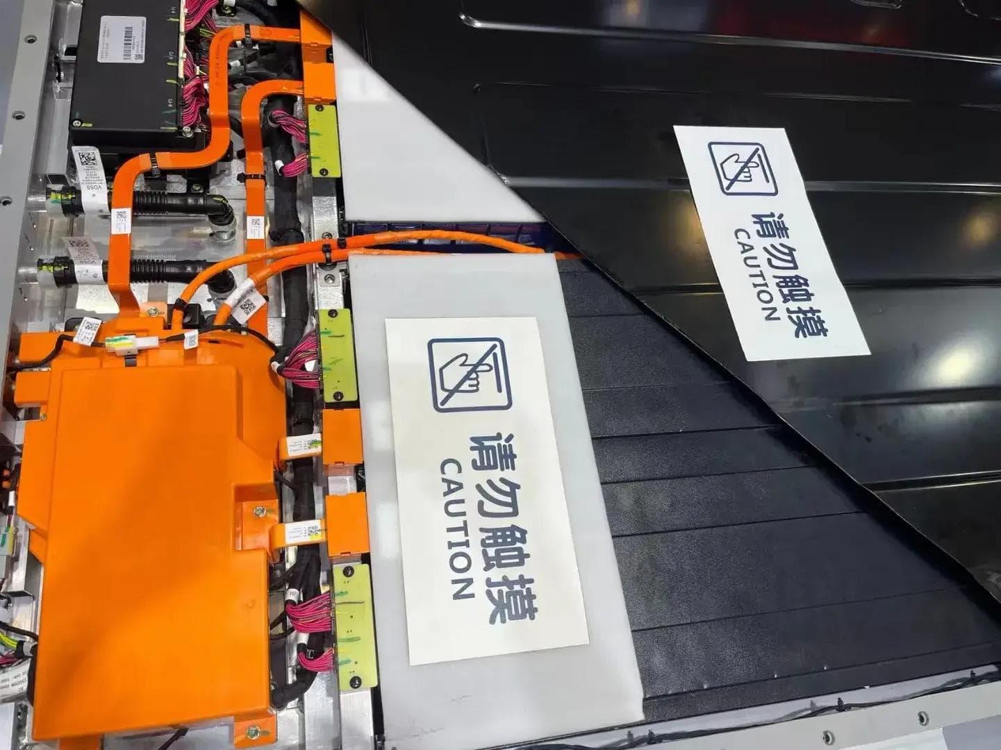 三聚氰胺气凝胶片材：一种新型高性能材料