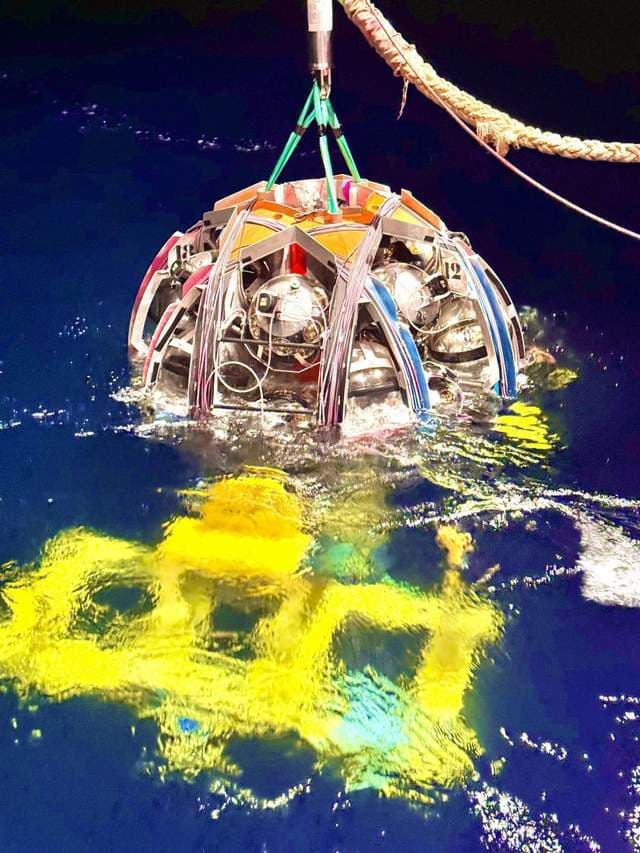 一个220 PeV的中微子打破记录，打开一扇通往宇宙的新窗口