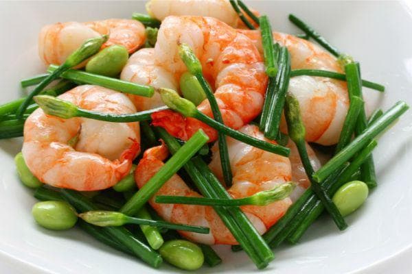 韭菜炒虾仁：一道色香味俱佳的家常菜