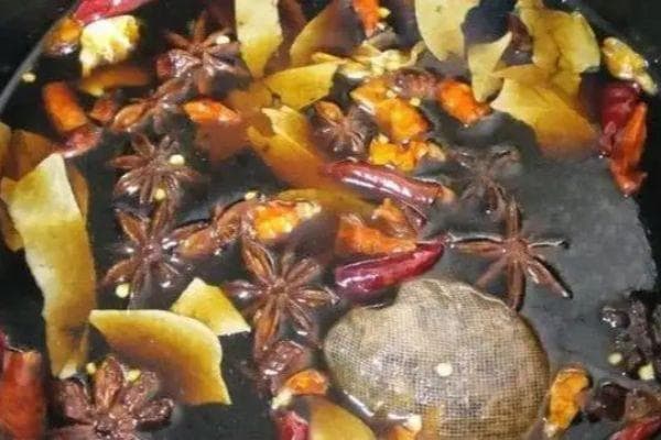 红黄白卤汁全攻略：原料配比与制作要点详解