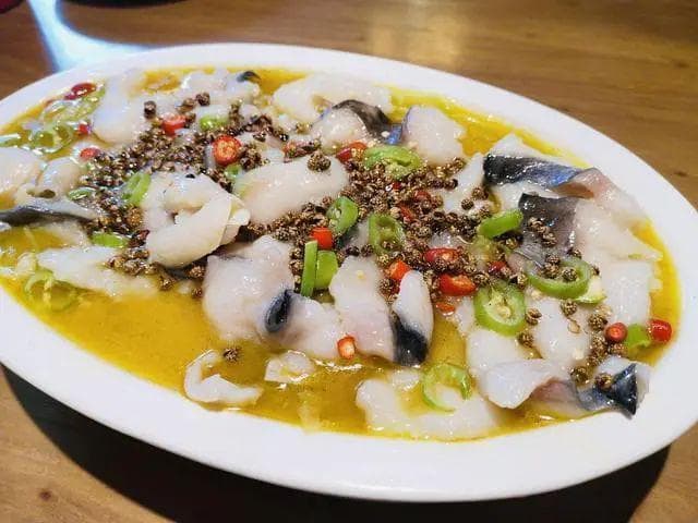 孕妇饮食指南：酸菜鱼的美味与安全平衡
