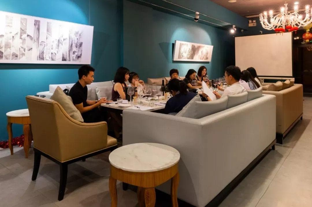 主题餐厅，打造独特情感消费体验之道