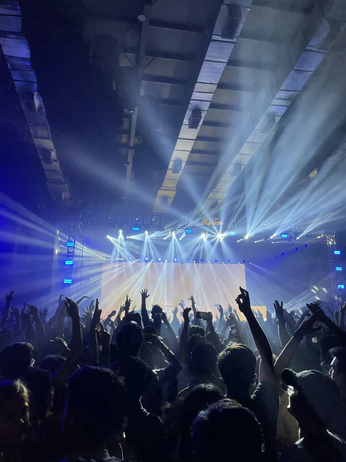 网上购票平台退票难，消费者权益谁来守护？