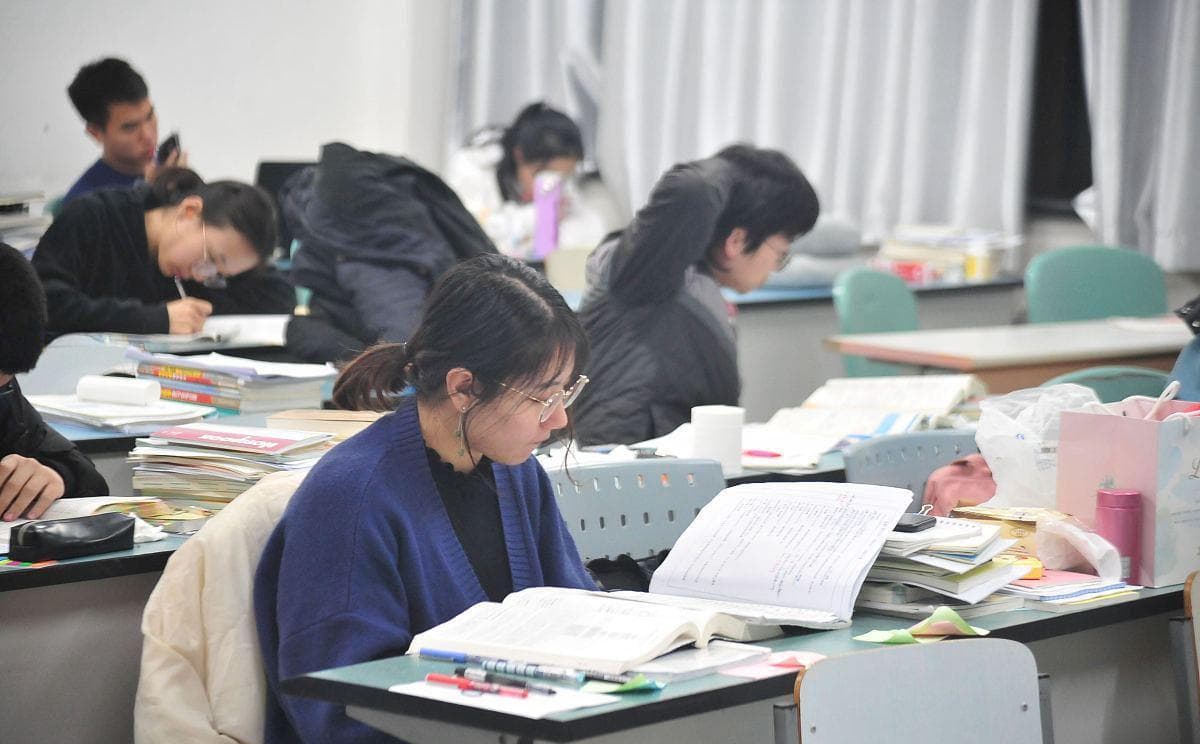 英一事变大结局：考研名师何凯文承认分数造假，实际成绩令人唏嘘