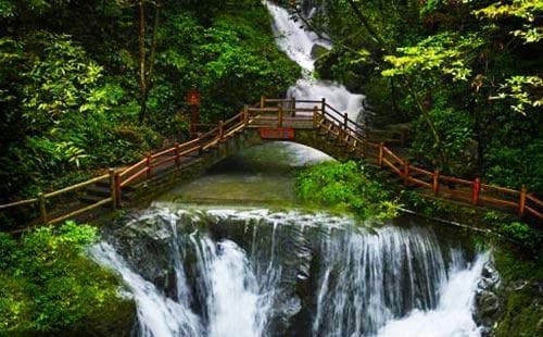 黑山谷、龙鳞石海2日游：重庆周边的养生峡谷与古老石林