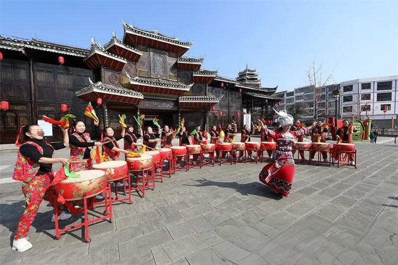 玉屏新春趣味运动会：新就业群体展现劳动风采