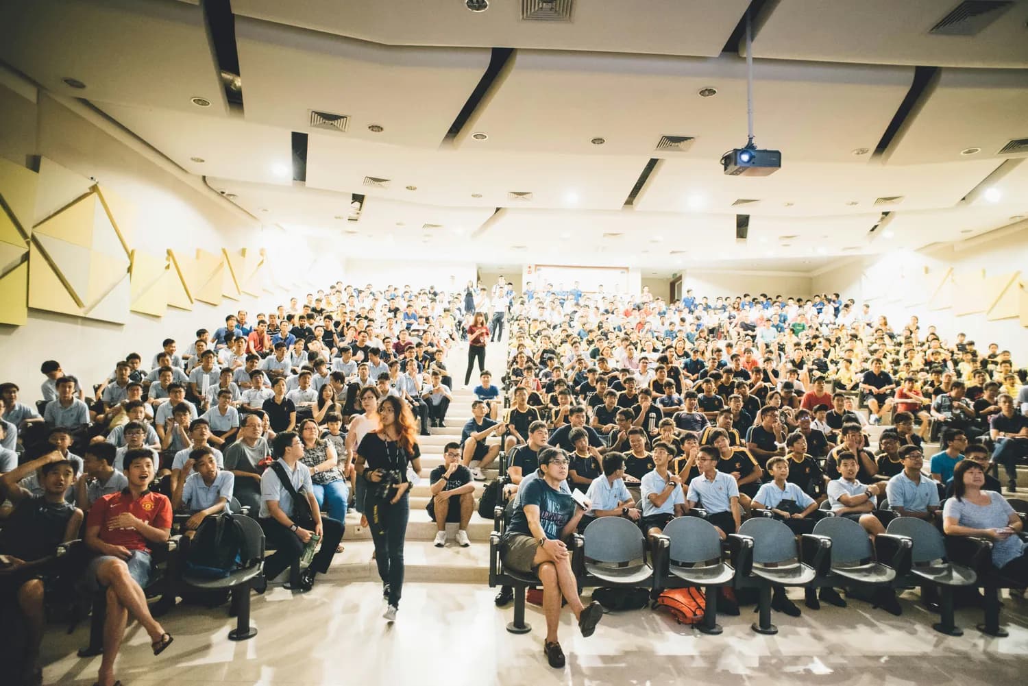 吉林大学2024级新生心理健康教育系列活动综述