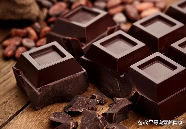 黑巧克力的健康益处：这5个理由让你吃得更健康