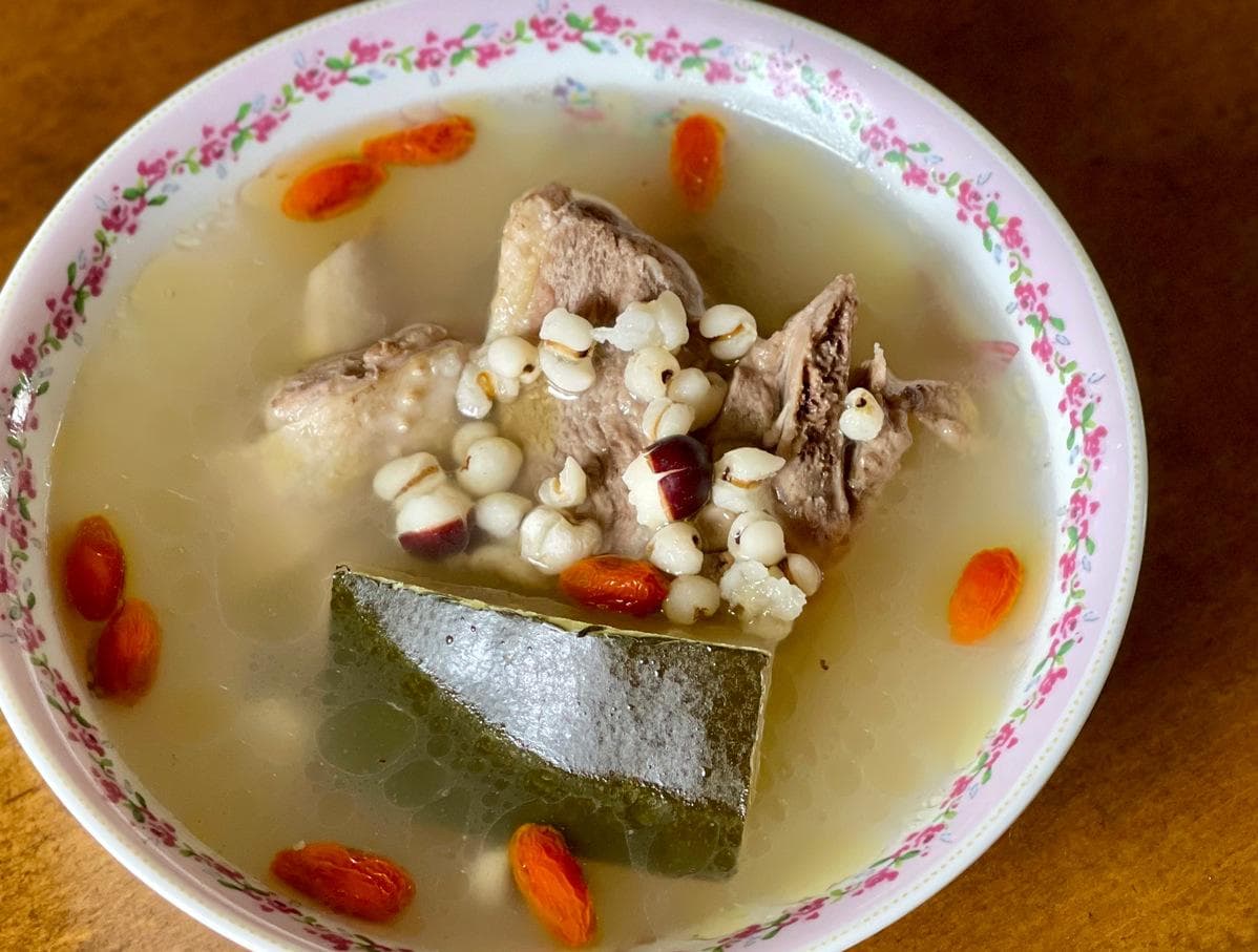 美食DIY｜薏米芡实冬瓜炖鸭肉汤 清鲜祛湿 神清气爽过夏天