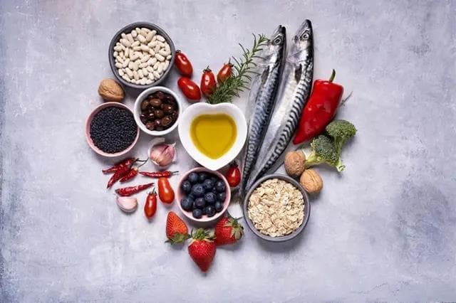 地中海饮食显示出缓解牛皮癣、痤疮和化脓性汗腺炎的希望