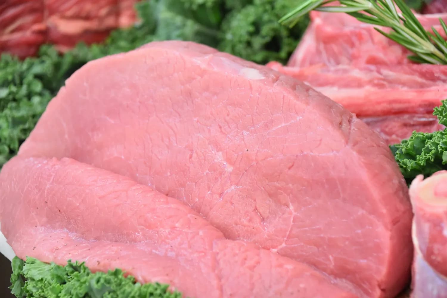 跟着李子柒学做肚包肉：从选材到烹饪的完整指南