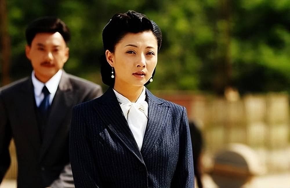 殷桃的革命女战士：《历史的天空》经典造型回顾