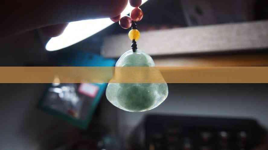 探究玉石比重：玉与石头谁更沉？