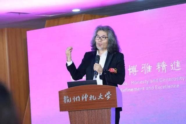 课堂朗诵《将进酒》走红，黄岳杰：诗歌是人情感的开关