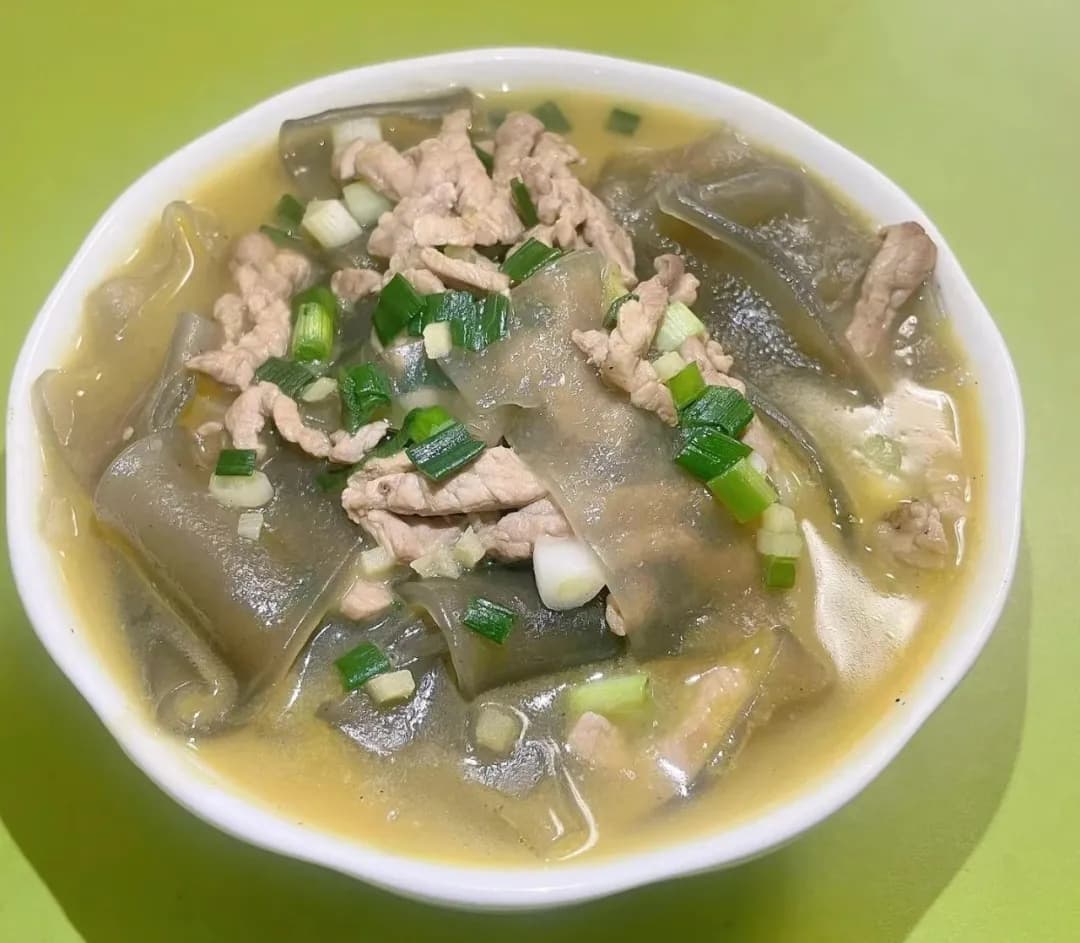 家乡的味道：一道烩粉皮里的乡愁记忆