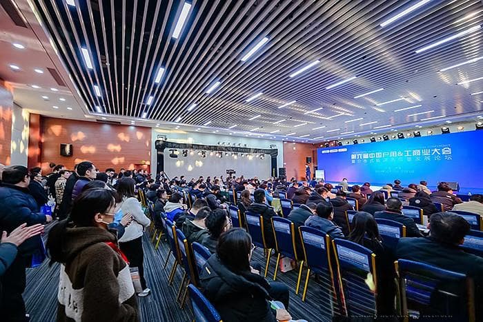 政策持续支持、技术创新！透视2025年户用光伏市场“新变化”
