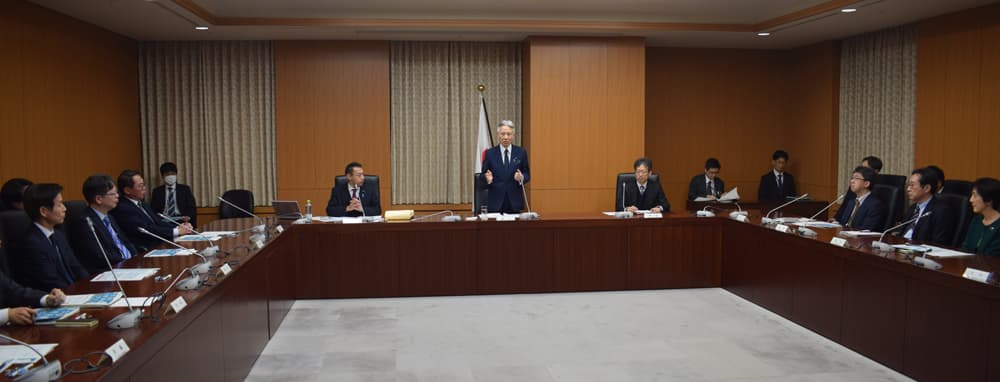 日本文科省制定博士人才活跃计划，希望将博士数量增至三倍