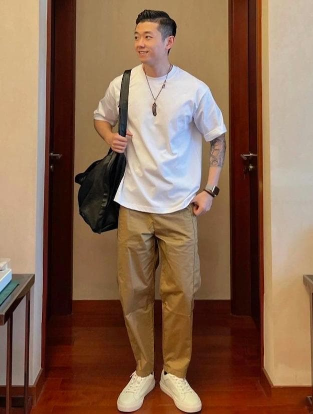 中年男人穿搭指南：工装裤、休闲西裤、卡其裤搭配T恤更显品位