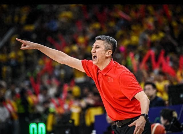 男篮阵容调整：程帅澎、余嘉豪、张宁位置不保，杜润旺恐无缘国家队