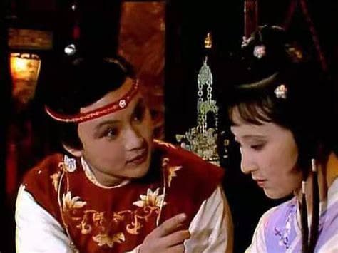 如何在初次见面时给人留下好印象？心理学研究告诉你关键所在