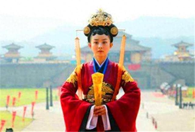 嫔妃也是女官，后宫也可干政，女官制度是如何在古代存在的？