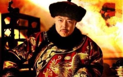 乾隆皇帝的功与过：盛世背后的隐患