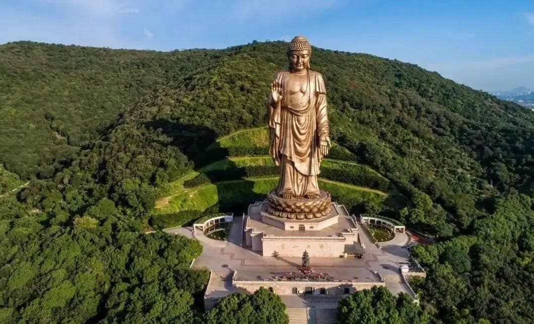 灵山胜境：世界最大露天青铜佛像，融合千年佛教文化