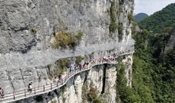 中国十大最美峡谷盘点：从北国高原到西南山区，尽显大自然鬼斧神工