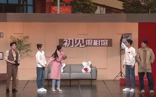 宋飞再掌春晚语言类节目，从争议到创新的突破之路