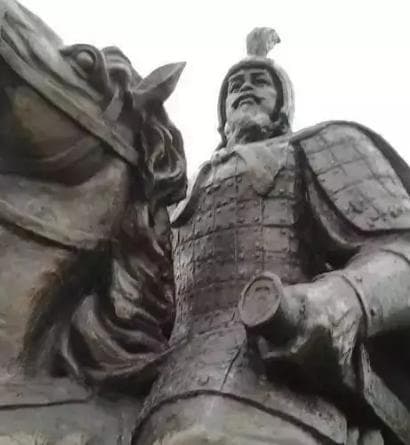 北疆雄关：秦始皇与蒙恬抗击匈奴的历史篇章