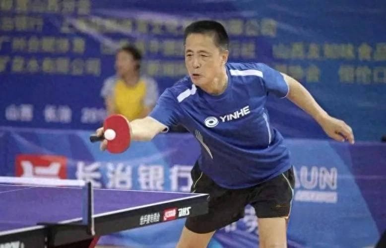 乒乓球长胶挡的技术要点