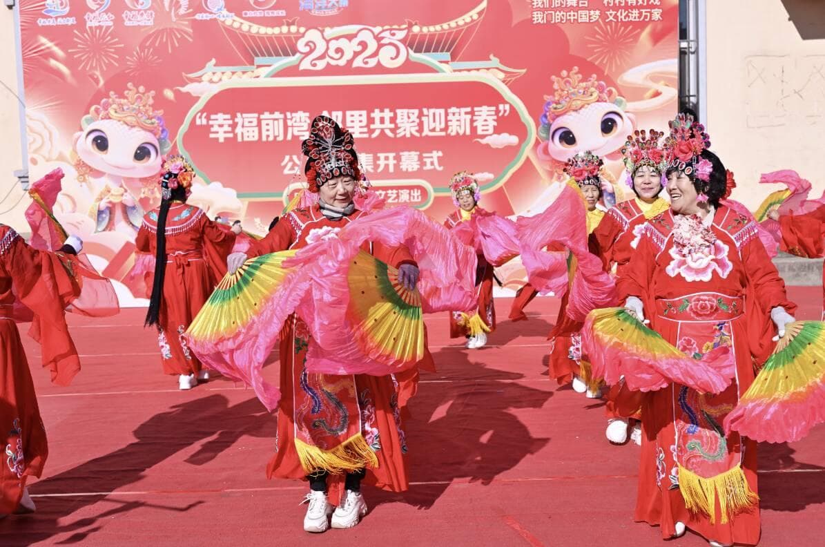 青岛西海岸新区：让家门口的年味浓起来