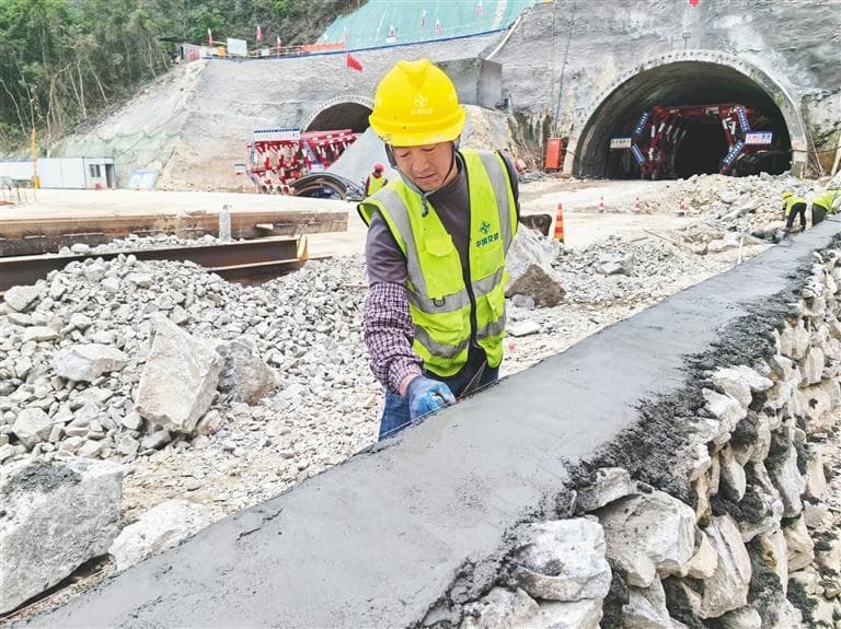 "海南第一隧"全面进入主体结构建设