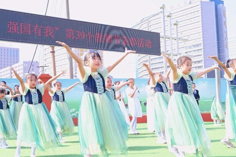 内蒙古鄂尔多斯市东胜区：让每个孩子沐浴教育均衡化发展的阳光